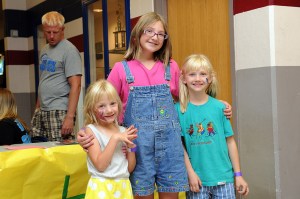 Students Rally for Fire Evacuees, District Teacher