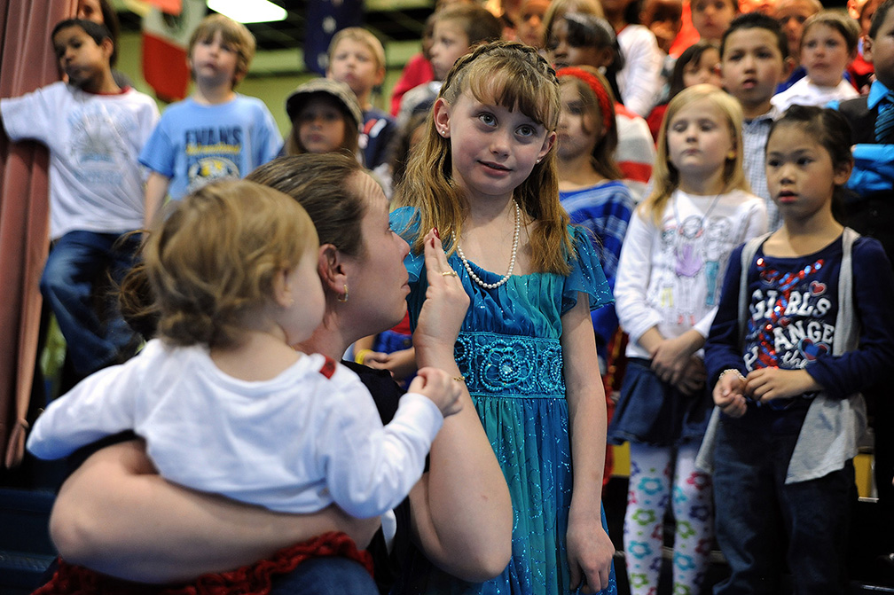 Soldier Surprises Daughter During Second Grade Musical